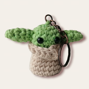 Baby Yoda - Grogu horgolt kulcstartó - táska & tok - kulcstartó & táskadísz - kulcstartó - Meska.hu
