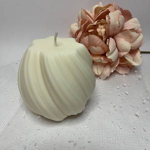 Kerek csavart formagyertya , Otthon & Életmód, Gyertya, illat, aroma, Gyertya, Gyertya-, mécseskészítés, MESKA