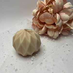 Kerek geometriai formagyertya - otthon & életmód - gyertya, illat, aroma - gyertya - Meska.hu