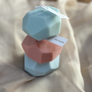 Kocka geometriai formagyertya  - otthon & életmód - gyertya, illat, aroma - gyertya - Meska.hu