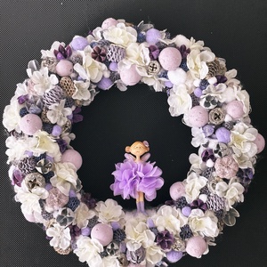 Balerinás virágos koszorú, Otthon & Életmód, Dekoráció, Ajtó- és ablak dekoráció, Ajtódísz & Kopogtató, Virágkötés, MESKA