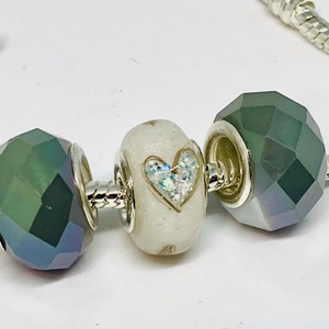 Ezüst belsővel! Pandora tipusú gyöngy, Babahajas,  hajtincses emlékőr  - Meska.hu