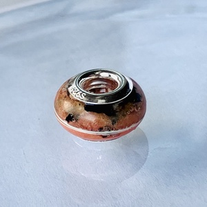 Pandora jellegű kegyeleti gyöngy kisállat szőrrel vagy Hamvakkal készült kegyeleti medál, kegyeleti ékszer - ékszer - nyaklánc - medálos nyaklánc - Meska.hu