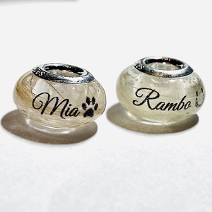 Feliratos Pandora tipusú gyöngy, Babahajas,  hajtincses emlékőr  - ékszer - nyaklánc - medálos nyaklánc - Meska.hu