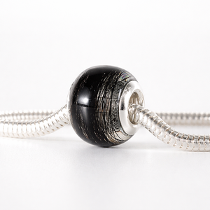 Pandora tipusú gyöngy, Babahajas,  hajtincses emlékőr  - Meska.hu