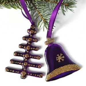  Harang és fenyőfa formájú lila üveg karácsonyfadísz arany díszítéssel, Karácsony, Karácsonyi lakásdekoráció, Karácsonyfadíszek, Üvegművészet, MESKA