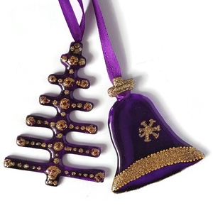  Harang és fenyőfa formájú lila üveg karácsonyfadísz arany díszítéssel - karácsony - karácsonyi lakásdekoráció - karácsonyfadíszek - Meska.hu