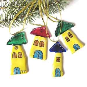 Színes  házikók, üveg karácsonyfadísz, Karácsony, Karácsonyi lakásdekoráció, Karácsonyfadíszek, Üvegművészet, MESKA