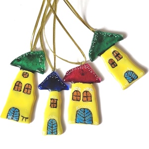 Színes  házikók, üveg karácsonyfadísz - karácsony - karácsonyi lakásdekoráció - karácsonyfadíszek - Meska.hu