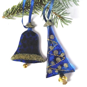 Harang és fenyőfa formájú kék üveg karácsonyfadísz arany dísztéssel - Meska.hu