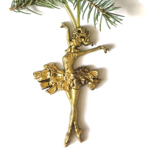 Táncoló angyal  óarany és barokk arany füstfóliával díszítve, karácsonyfadísz, öntött kerámia - karácsony - karácsonyi lakásdekoráció - karácsonyfadíszek - Meska.hu