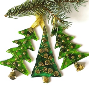 Üveg fenyőfák, karácsonyfadísz arany díszítéssel, Karácsony, Karácsonyi lakásdekoráció, Karácsonyfadíszek, Üvegművészet, MESKA