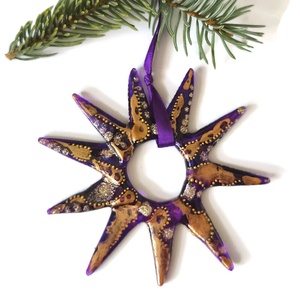 Lila  csillag  üveg karácsonyfadísz arany diszítéssel - karácsony - karácsonyi lakásdekoráció - karácsonyfadíszek - Meska.hu