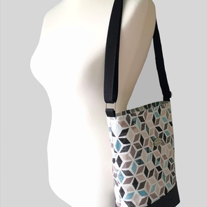 Geometriai mintás Női nagy táska - Kék, szürke és fekete színben  - táska & tok - kézitáska & válltáska - válltáska - Meska.hu