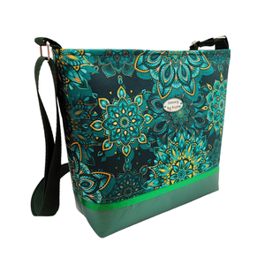 Csodás zöld mandalás női táska - táska & tok - kézitáska & válltáska - vállon átvethető táska - Meska.hu