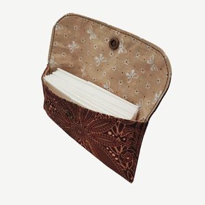 Elegáns barna Papírzsebkendő tartó - Patentos zsebkendőtartó  - táska & tok - pénztárca & más tok - zsebkendőtartó tok - Meska.hu