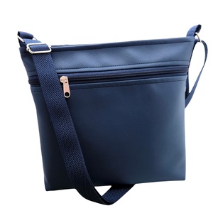 Készleten! - Folkart Rókák mintás crossbody - táska & tok - kézitáska & válltáska - válltáska - Meska.hu