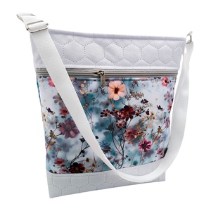 Sejtelmes virágok crossbody - táska & tok - kézitáska & válltáska - válltáska - Meska.hu