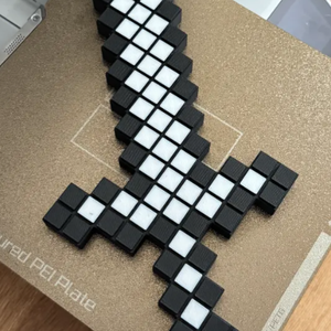 Pixeles Kard  Minecraft inspirált, Otthon & Életmód, Dekoráció, Dísztárgy, Mindenmás, MESKA