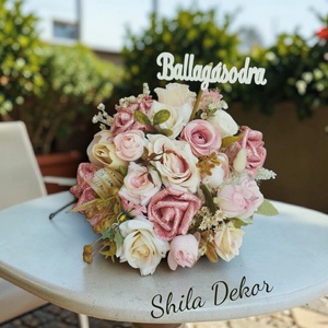 Ballagási virágbox  - otthon & életmód - virágdekoráció - virágok - virágcsokor - Meska.hu