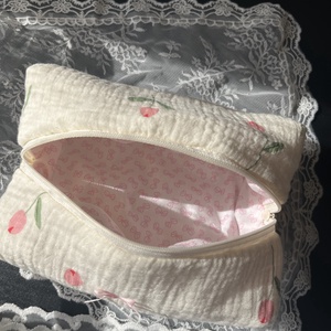 'Elodie' Beauty Bag pamut tulipános neszesszer masnis béléssel - táska & tok - neszesszer - Meska.hu