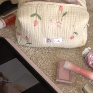 'Elodie' Beauty Bag pamut tulipános neszesszer masnis béléssel - Meska.hu