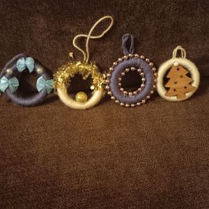 Karácsonyfa díszek manókkal - karácsony - karácsonyi lakásdekoráció - karácsonyfadíszek - Meska.hu