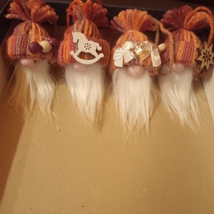 Karácsonyfa díszek manókkal  - karácsony - karácsonyi lakásdekoráció - karácsonyfadíszek - Meska.hu