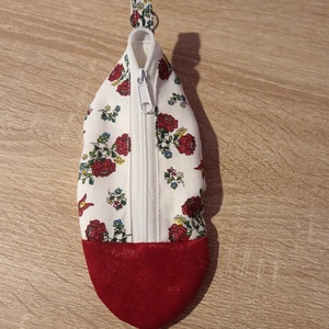 Kulcstartó nesszeszer  - táska & tok - kulcstartó & táskadísz - táskaakasztó - Meska.hu