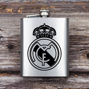 Gravírozott fém flaska - Real Madrid - otthon & életmód - konyhafelszerelés, tálalás - flaska, csatos üveg - Meska.hu