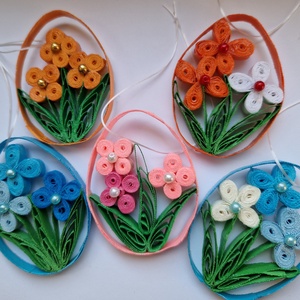 Quilling tavaszi virág akasztóval - otthon & életmód - virágdekoráció - virágdíszek - asztali virágdísz - Meska.hu