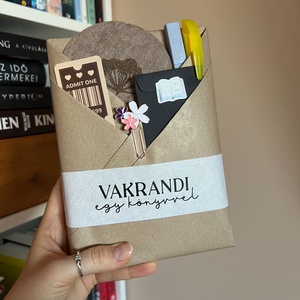 Blind date with a book - Vakrandi egy könyvvel -  - Meska.hu