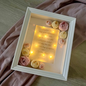 Szülőköszöntő virágos képkeret led világítással - esküvő - emlék & ajándék - szülőköszöntő ajándék - Meska.hu Szülőköszöntő virágos képkeret led világítással - esküvő - emlék & ajándék - szülőköszöntő ajándék - Meska.hu