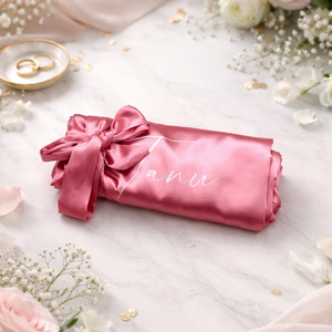 Készülődős köntös - menyasszony, tanú, koszorúslány, örömanya felirattal, Esküvő, Kiegészítők, Esküvői köntös, Mindenmás, MESKA