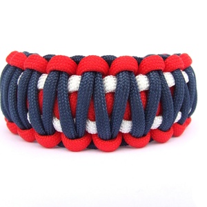 TOMMY paracord karkötő, Ékszer, Karkötő, Fonott karkötő, Csomózás, Ékszerkészítés, Meska