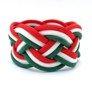 MAGYAROS paracord karkötő III., Ékszer, Karkötő, Fonott karkötő, Csomózás, Ékszerkészítés, MESKA