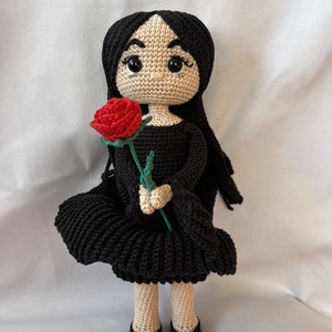 Horgolt baba - Morticia Addams -  - Meska.hu