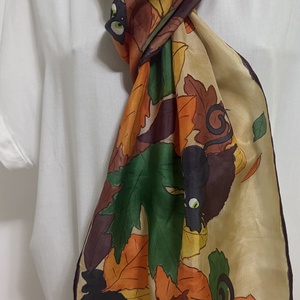 Selyembe bújt ősz  falevelek és fekete cicák tánca- selyemsál - ruha & divat - sál, sapka, kendő - sál - Meska.hu