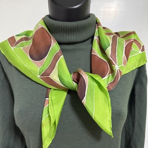 Friss zöld harmónia  kézzel festett egyedi selyemkendő - Meska.hu