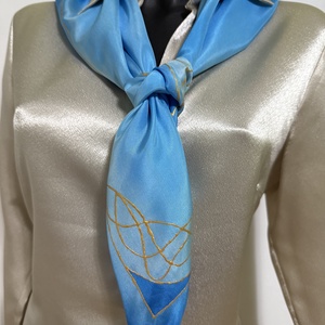 Kézzel festett selyemkendő kék arany mandala mintával � időtálló női elegancia - ruha & divat - sál, sapka, kendő - kendő - Meska.hu