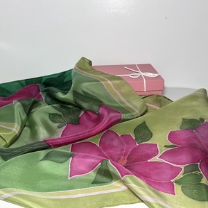 Anyák napi ajándék � kézzel festett selyemsál tavaszi virágokkal - ruha & divat - sál, sapka, kendő - sál - Meska.hu