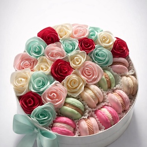 Macaronos rózsabox - otthon & életmód - dekoráció - asztal és polc dekoráció - díszdoboz - Meska.hu
