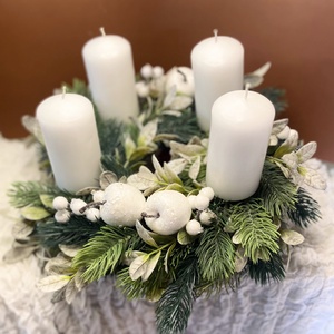 Hófehér Adventi koszorú karácsonyi asztaldísz  - Meska.hu
