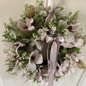 Pasztell rózsaszín selyemvirágos kopogtató ajtódísz koszorú - Meska.hu