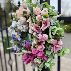 Színátmenetes tavaszi selyemvirágos ajtódísz kopogtató - otthon & életmód - dekoráció - ajtó- és ablak dekoráció - ajtódísz & kopogtató - Meska.hu