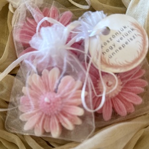 Újdonság! Margaréta gyertya köszönő ajándék , Esküvő, Emlék & Ajándék, Köszönőajándék, Gyertya-, mécseskészítés, MESKA