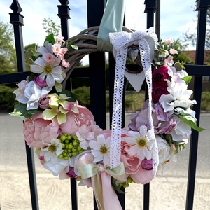 Pasztell rózsaszín selyemvirágos kopogtató ajtódísz koszorú - Meska.hu