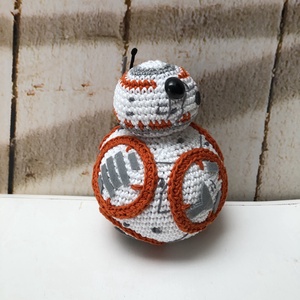 Horgolt BB8 - amigurumi - játék & sport - plüssállat & játékfigura - robot & gép - Meska.hu
