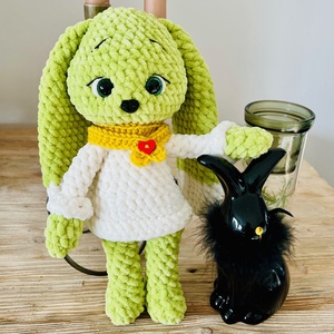 Benő nyuszi - amigurumi, Játék & Sport, Plüssállat & Játékfigura, Nyuszi, Horgolás, Varrás, MESKA