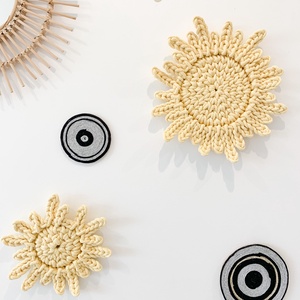 NAPSUGÁR - (kicsi) horgolt akasztható falidísz - otthon & életmód - dekoráció - fali és függő dekoráció - falra akasztható dekor - Meska.hu